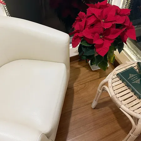 Alojamento de Acomodação e Pequeno-almoço Le Foglie D'ulivo *